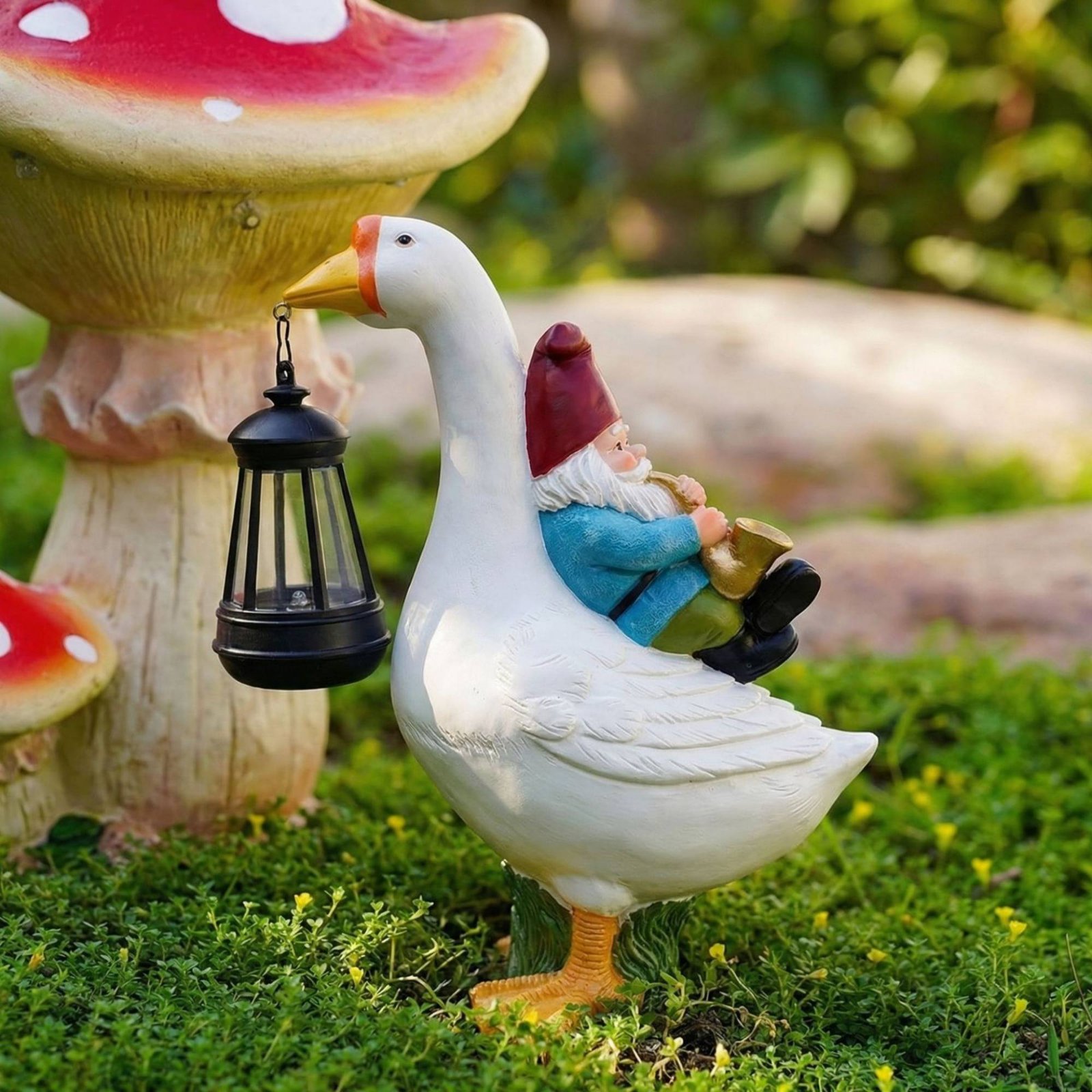 Patung Gnome Mengendarai Angsa - Outdoor Lighting Traditional ulasan dan harga
